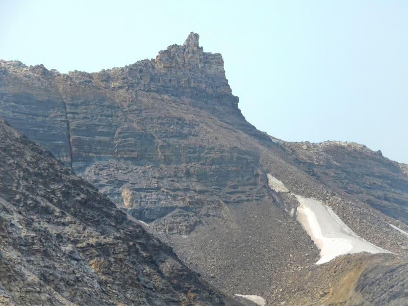 The Fang seen from the pass